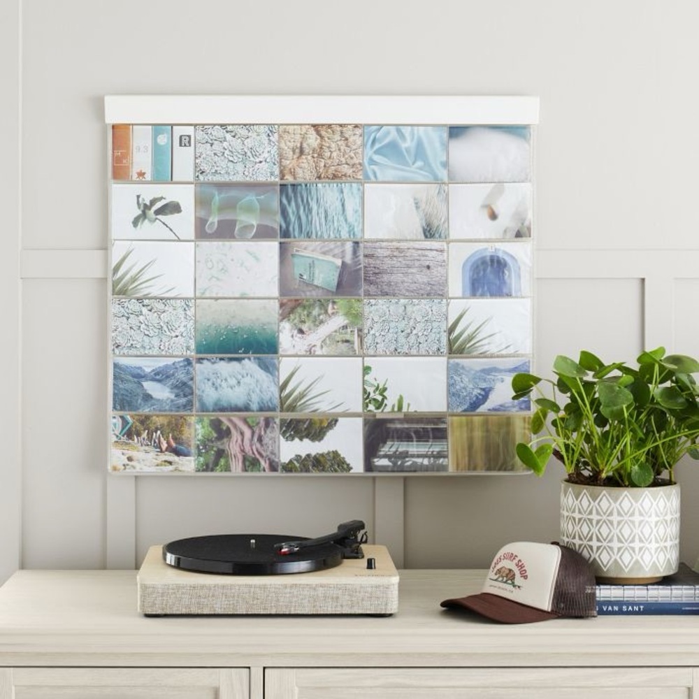 Wall Photo Holder